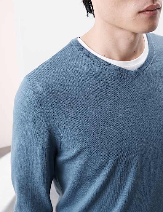 Pure Extra Fine Merino Wool V-Neck Jumper