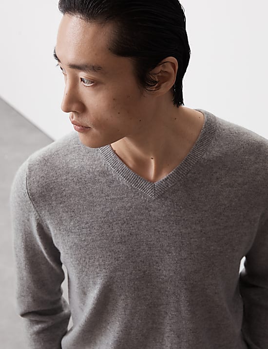 Pure Cashmere V-Neck Jumper