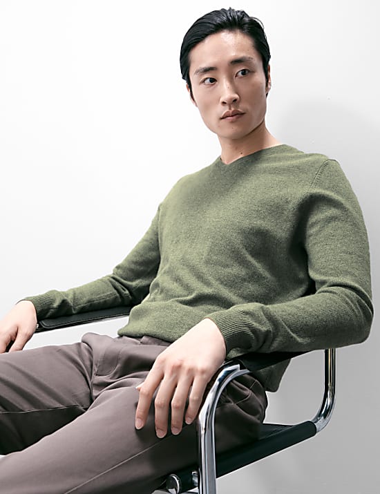 Pure Cashmere V-Neck Jumper