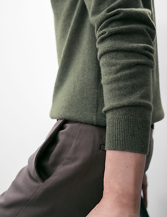 Pure Cashmere V-Neck Jumper