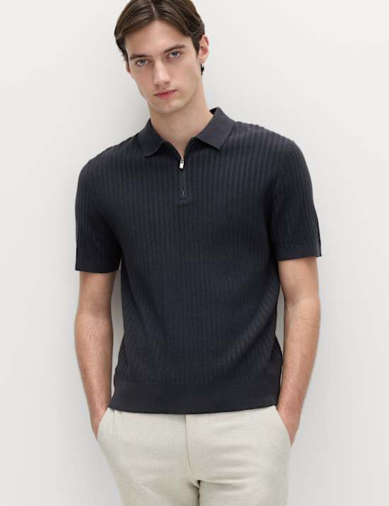 Geripptes Strick-Poloshirt mit hohem Baumwollanteil und Rei&szlig;verschluss