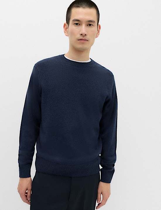 KNITWEAR