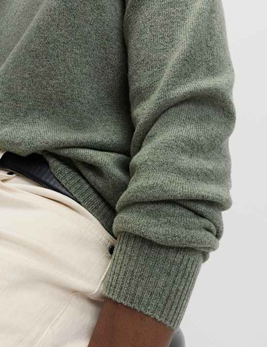 Puur lamswollen trui met ronde hals