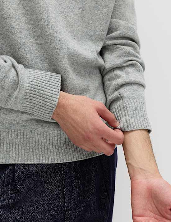 סריג צמר טלאים טהור עם צווארון עגול