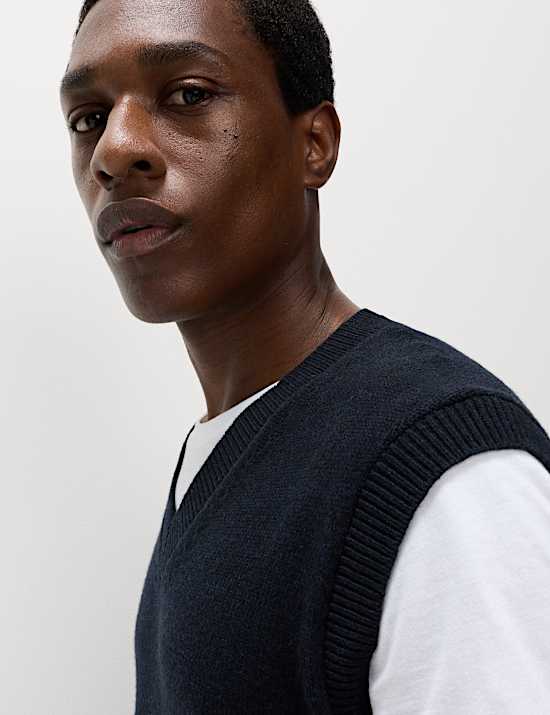 Lambswool Blend V-Neck Knitted Vest