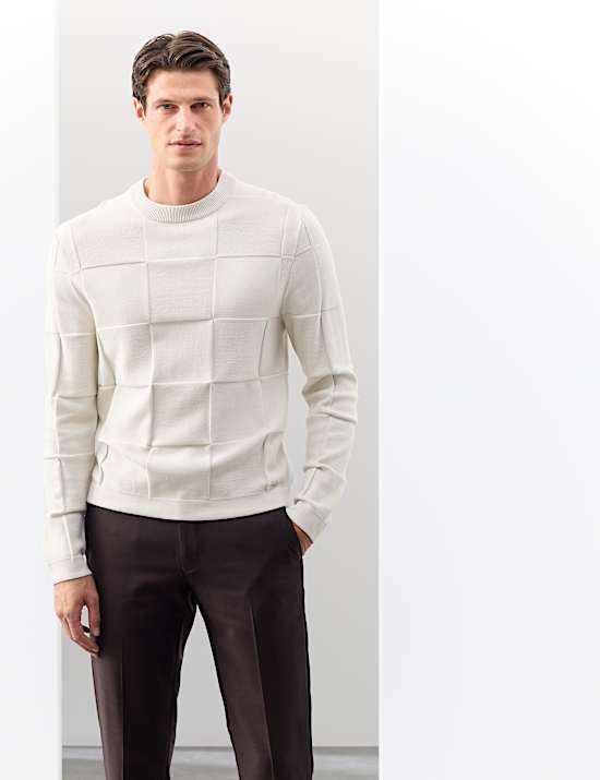 Textured Crew Neck Knitted Jumper