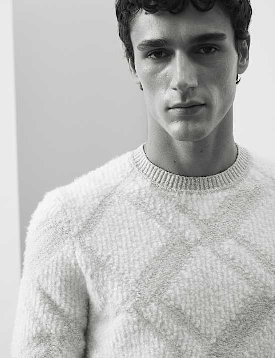 Pull en laine à motif géométrique et col rond