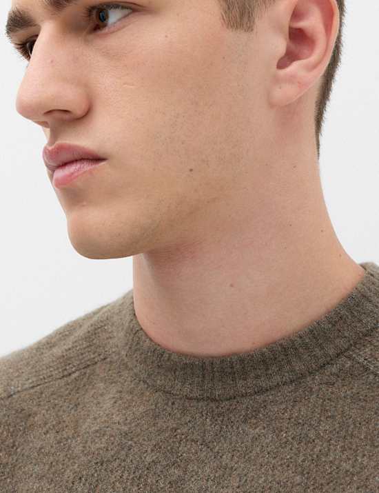 Superweicher Pullover mit Rundhalsausschnitt und Wollanteil