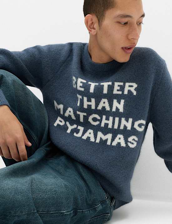 Apres Slogan Crew Neck Jumper