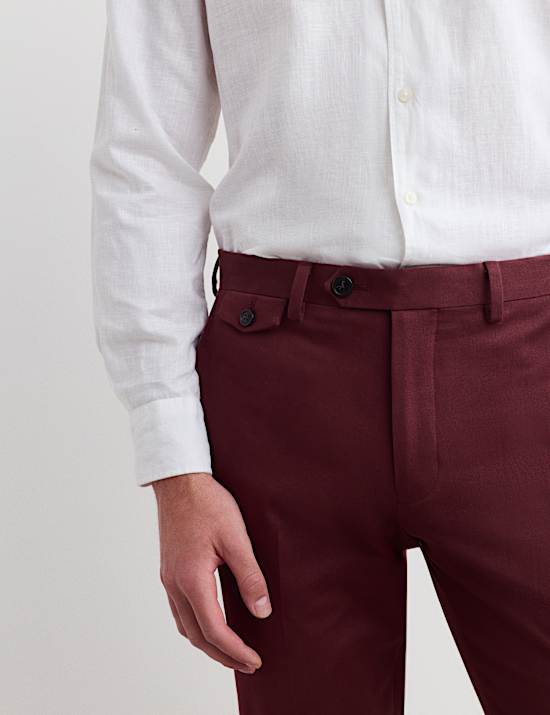 Chino ajust&eacute; en coton italien