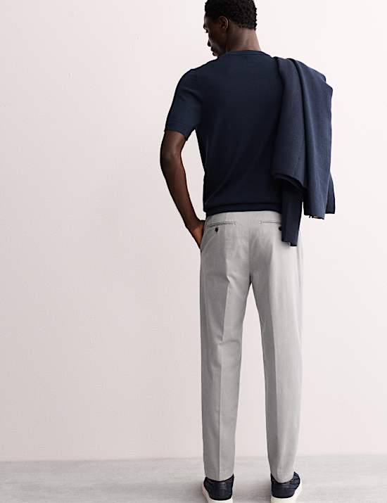 Chino italien coupe ajust&eacute;e