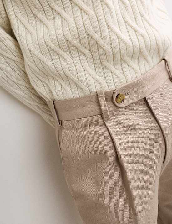 Pantalon coupe fusel&eacute;e &agrave; pli en serg&eacute; 100 % coton