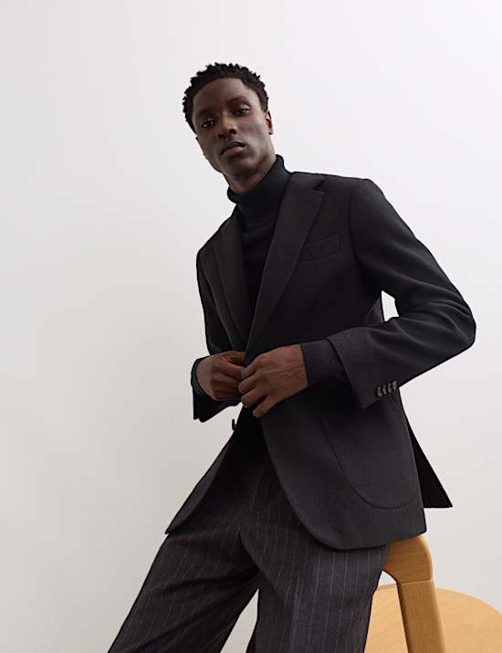 Italiaanse, wolrijke blazer van keperstof met elegante snit