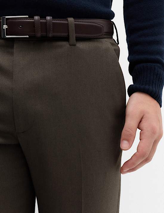 Pantalones de vestir el&aacute;sticos de corte est&aacute;ndar