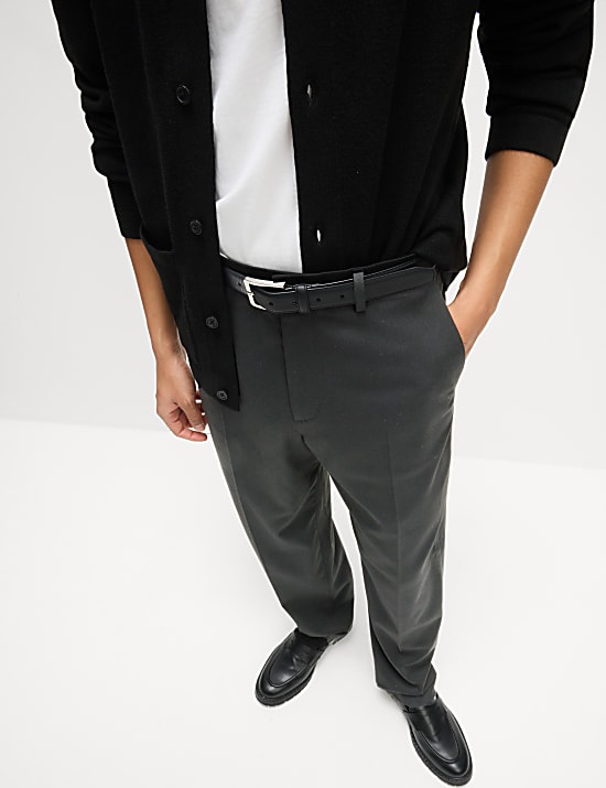 Pantalones de vestir de corte holgado elásticos