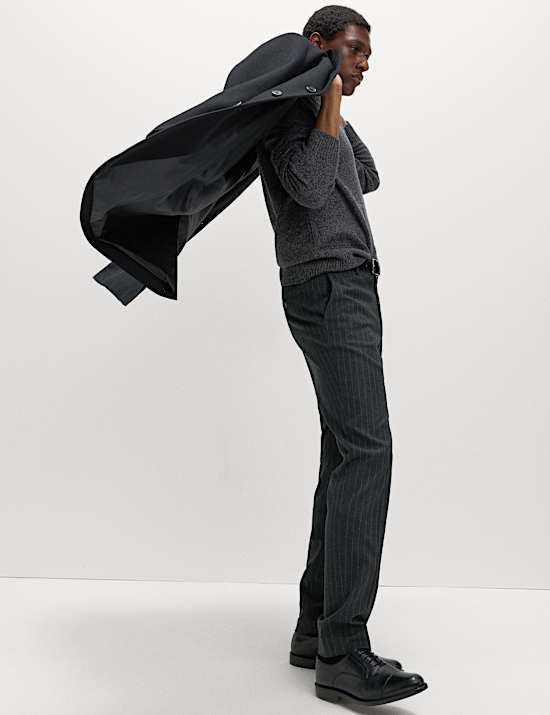 Pantalon coupe slim à fines rayures