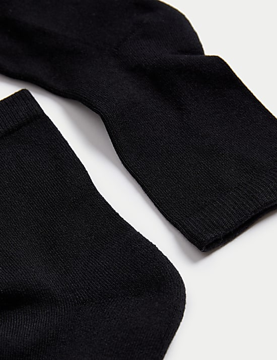 3pk of Ultimate Comfort Socks