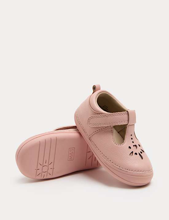 First Walker Leather Heart T Bar Shoes (2 Small - 5 Small)