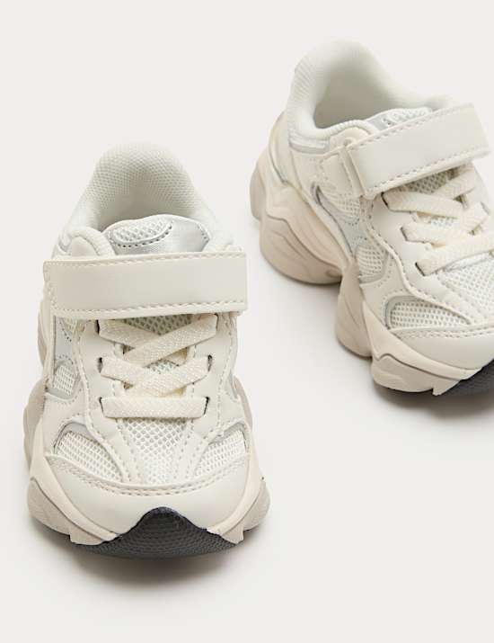 Baby Chunky Riptape Trainers (3 Small - 4 Small)