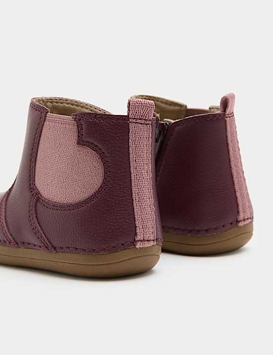 First Walker Leather Heart Chelsea Boots (2 Small - 5 Small)
