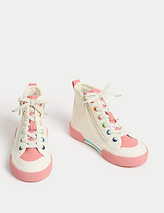 Kids&rsquo; Adaptive Freshfeet&trade; High Top Trainers (4 Small - 2 Large)