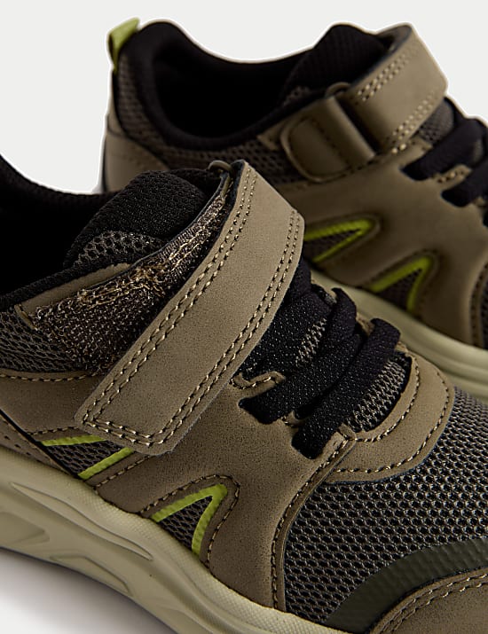 Kids' Freshfeet™ Riptape Trainers (4 Small - 2 Large)