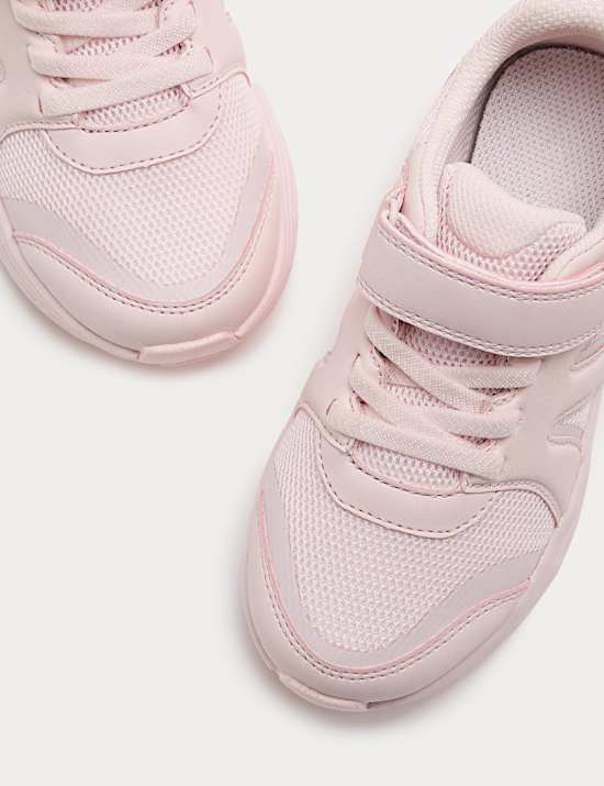 Kids' Freshfeet&trade; Riptape Trainers (4 Small - 2 Large)