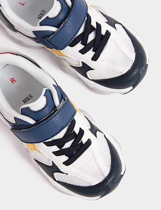 Kids' Chunky Freshfeet™ Riptape Trainers (4 Small - 3 Large)