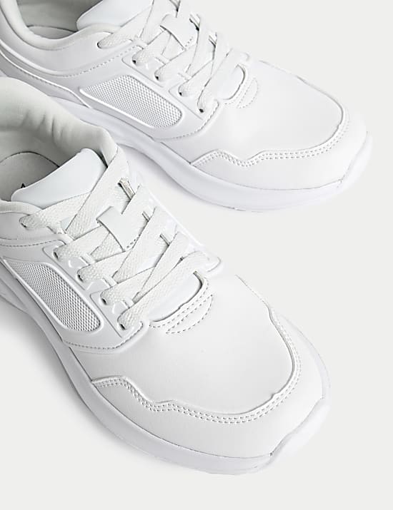 Kids' Trainers (13 Small - 7 Large)