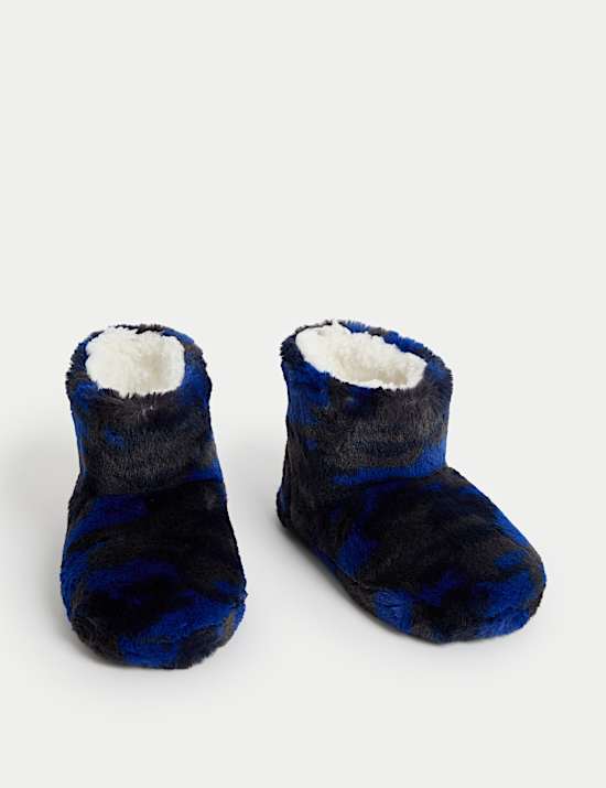 Kids' Camo Slipper Boots (4 Small - 7 Large)