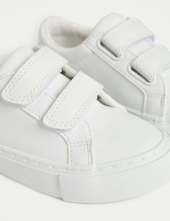 Kinderturnschuhe mit Klettverschluss (20,5–34,5)