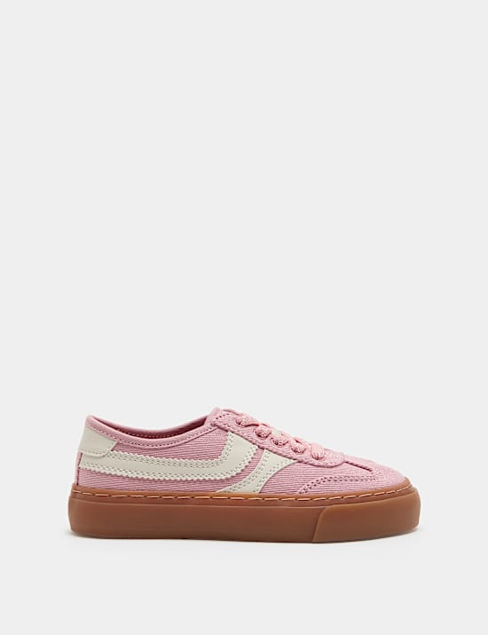 Vince Low Top Trainers (4 Small - 2 Large)