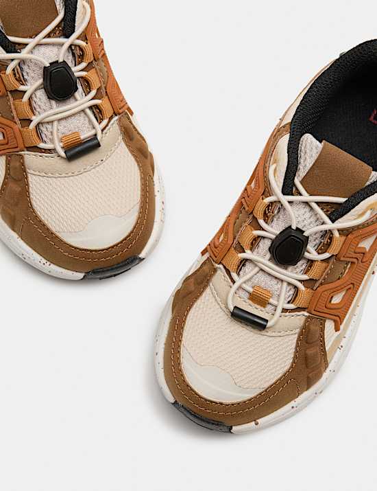 Kids&rsquo; Freshfeet&trade; Toggle Trainers (4 Small - 2 Large)