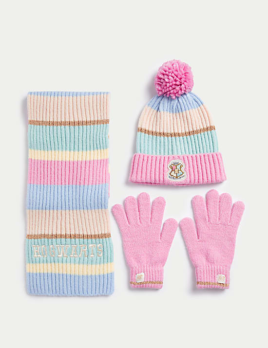 Hats, gloves & scarves