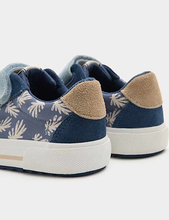 Kids' Low Top Canvas Riptape Trainers (4 Small - 2 Large)