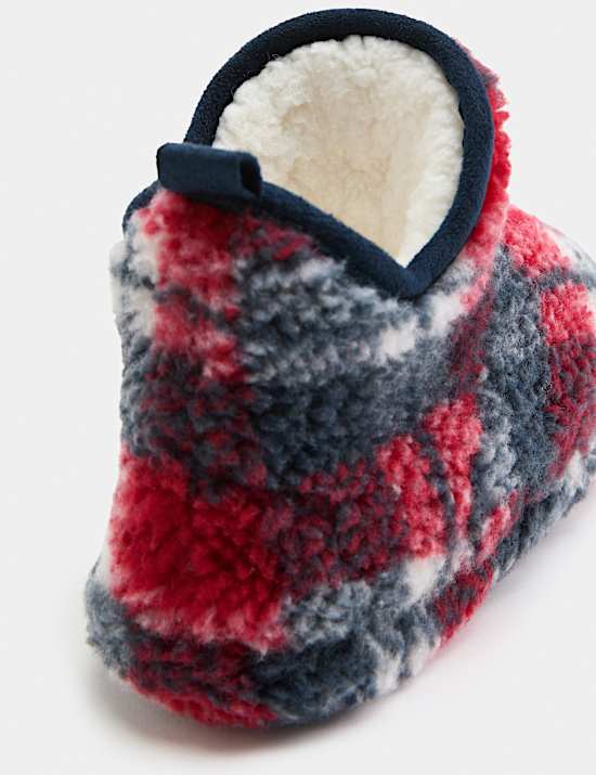 Kids' Borg Slipper Boots (4 Small-7 Large)