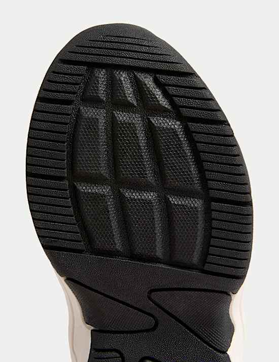 Kids' Sport Trekkers (4 Small - 2 Large)