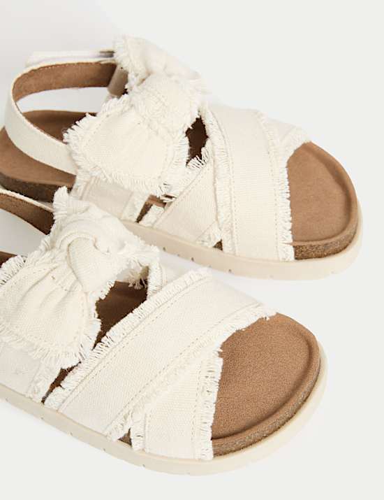 Kids' Chunky Bow Sandals (4 Small - 2 Large)