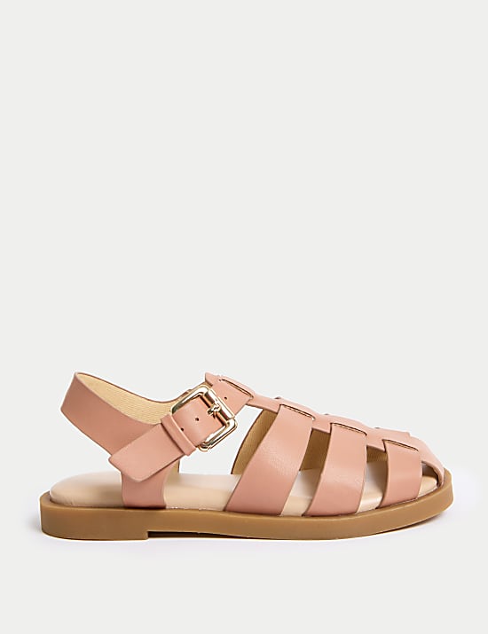 Sandals & flip flops