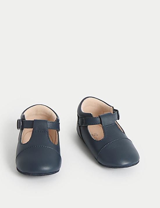T Bar Pram Shoes (0 -18 Months)