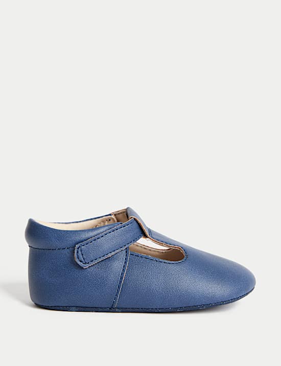 Baby Boy Pram Shoe (0-18 Mths)