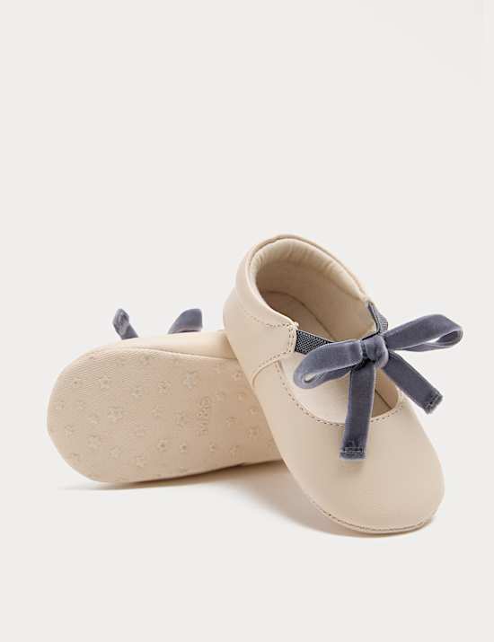 Baby Ballet Bow Pram Shoes (0-18 Months)