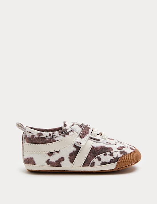 Baby Cow Print Riptape Pram Trainers (0-18 Months)