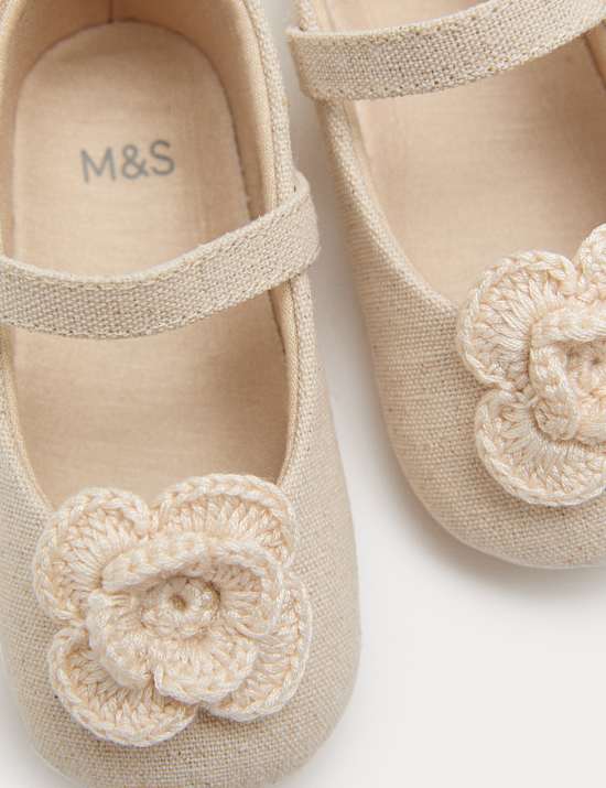 Baby Flower Ballet Pram Shoes (0-18 Mths)