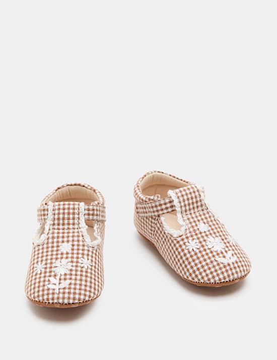 Baby Embroidered Pram Ballet Pumps (0-18 Mths)