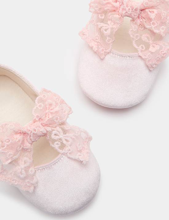 Baby Lace Ballet Pram Shoes (0-18 Mths)