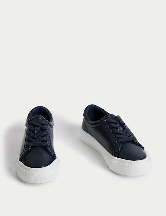 Kids' Trainers (4 Small - 7 Large)