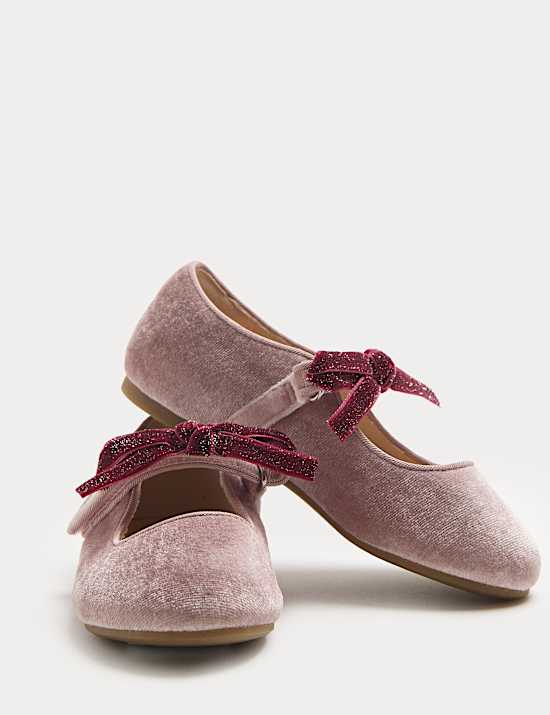 Kids' Velvet Bow Ballet Pumps (4 Small - 2 Large)