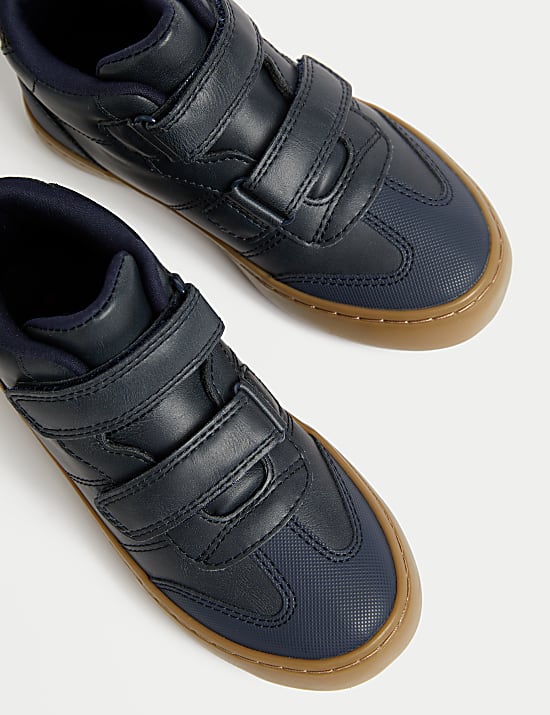 &Pi;&alpha;&iota;&delta;&iota;&kappa;ά &psi;&eta;&lambda;ά &mu;&pi;&omicron;&tau;ά&kappa;&iota;&alpha; &mu;&epsilon; Freshfeet&trade; &kappa;&alpha;&iota; &beta;έ&lambda;&kappa;&rho;&omicron; (4 Small - 2 Large)