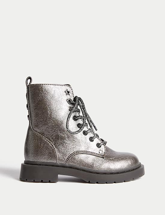Kids' Light Up Boots (4 Small - 2 Large)